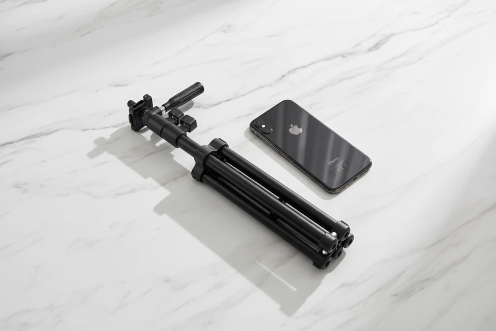 Heavy Duty Adjustable Light Stand for Content Creators